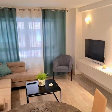 Moderno Apartamento Con Garaje Privado En El Centro De Βίγκο Εξωτερικό φωτογραφία