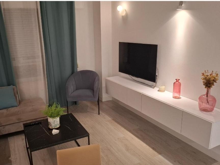 Moderno Apartamento Con Garaje Privado En El Centro De Βίγκο Δωμάτιο φωτογραφία